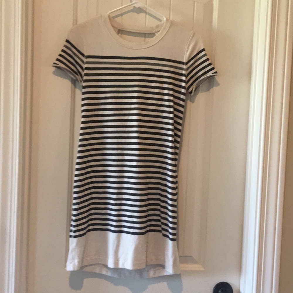 T-shirt dress